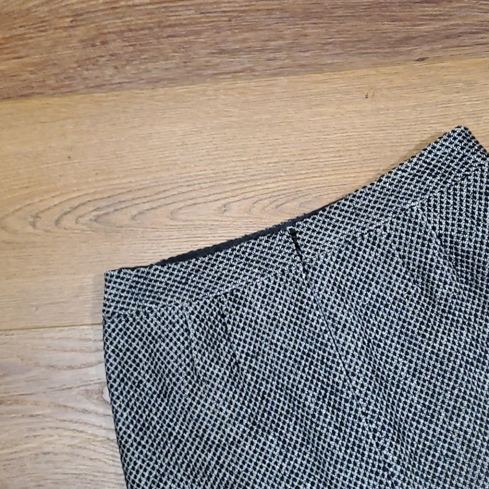 ANN TAYLOR PETITES skirt. #3335 - Picture 4 of 6